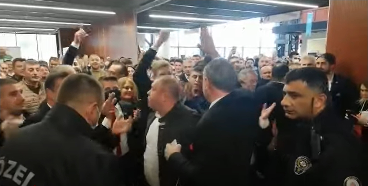 Kocaeli Emlakçılar Odası'nda Hacıoğlu yeniden başkan seçildi